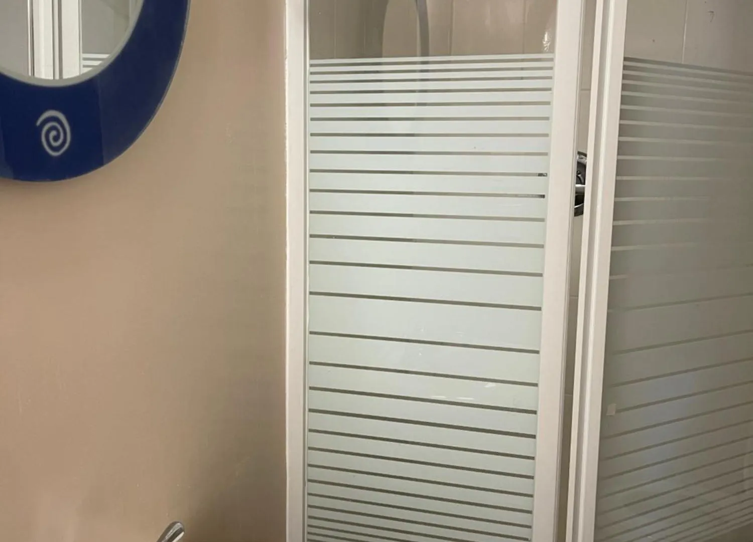 Cozy Guest Rooms Near Ubc, Downtown And Beaches Vancouver Homestay